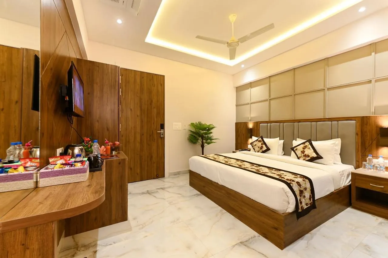 Hotel Avalon Palms Agra 3*, Agra (Uttar Pradesh) Índia